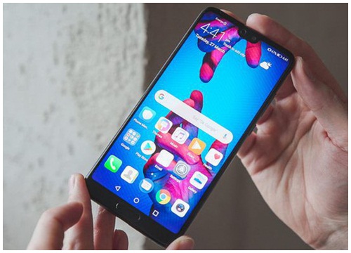 Chuyện thật khó tin: Huawei P20 vẫn sống sót, mở khóa gương mặt, vào mạng trơn tru sau khi rơi từ độ cao 50 mét