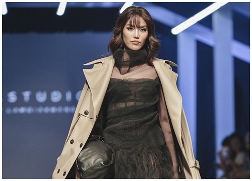 Khai mạc VIFW: Võ Hoàng Yến - Nam Trung 'làm nóng' sàn runway - Lan Khuê tái xuất lần đầu sau kết hôn