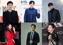 Lee Seung Gi 'đoàn tụ' với Park Hae Jin sau 12 năm, cùng Lưu Dĩ Hào - Yoo Yeon Seok tham dự 'Asia Artist Awards 2018'