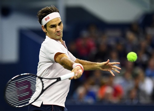 Roger Federer tiếp tục chuỗi trận bất bại tại Basel Open