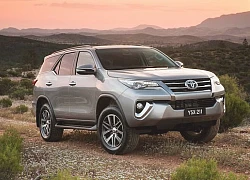 So sánh Nissan Terra với Toyota Fortuner: Thua động cơ, thắng công nghệ, giá dự kiến thấp hơn gần 150 triệu đồng