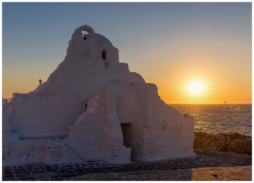 Mykonos thơ mộng