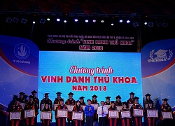 'Vinh danh 78 thủ khoa năm' lần V năm 2018