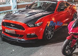 Ford Mustang độ body kit thân rộng hơn 300 triệu đồng của biker Nha Trang tiếp tục được "làm đẹp"