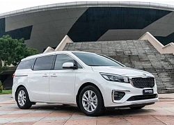 Giá xe Kia Sedona 2018 cập nhật mới nhất tháng 11 kèm ưu đãi tại đại lý