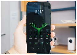 Trên tay smartphone chuyên game Black Shark Helo mới về VN: RAM 10GB, LED RGB, có sẵn tay cầm trong hộp