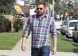 Ben Affleck và Jennifer Garner đưa các con đi nhà thờ