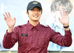 Bất chấp hội chứng 'phình động mạch não', Jung Il Woo vẫn quyết tâm hoàn thành 2 năm nghĩa vụ quân sự