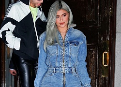 Kylie Jenner khoe tóc trắng, đẹp sang chảnh trên phố sau khi đứng đầu BXH sao trẻ "cá kiếm" nhất năm