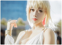 Cosplay Saber tinh khôi đầy gợi cảm đốn tim fan hâm mộ