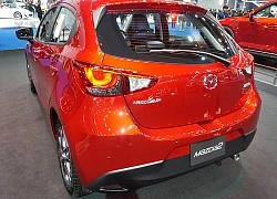 Mazda2 2018 lộ giá tạm tính từ 509 triệu đồng, xe màu đỏ cộng thêm 8 triệu đồng