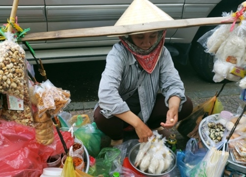 Ông Đoàn Ngọc Hải: "Người dân phản ánh, nhắn tin tôi sẽ trả lời"