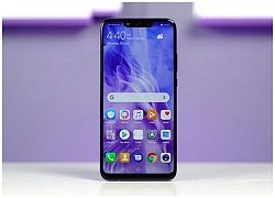 Smartphone 4 camera, cấu hình 'khủng', giảm giá 3 triệu tại Việt Nam