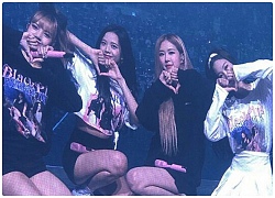 Fandom cứ khẩu chiến nhau đi, TWICE đã âm thầm đến ủng hộ concert BlackPink đây này!