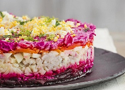 Khám phá món salad vô cùng "đánh lừa thị giác" trông cứ như chiếc bánh ở Nga