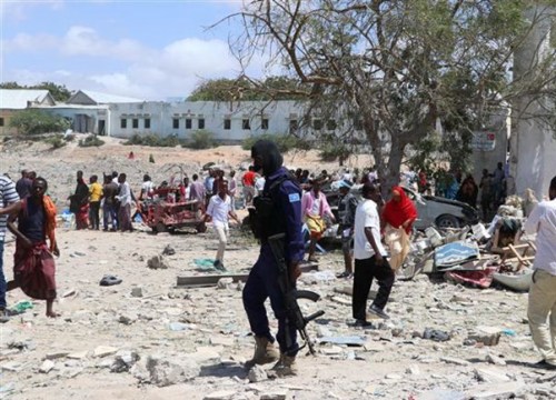 Nổ lớn và đấu súng ác liệt ở thủ đô Mogadishu của Somalia