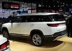 SUV Trung Quốc tên như Audi, dáng tựa Range Rover đã về Việt Nam