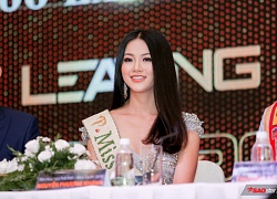 CLIP: Hoa hậu Phương Khánh khẳng định 'Thí sinh Miss Earth ăn bốc là do nét văn hóa không phải sơ sài'