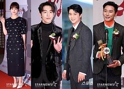 Han Ji Min tỏa sáng cùng &#8216;bạn trai&#8217; Nam Joo Hyuk, Joo Ji Hoon và Kim Ji Hoon tại &#8216;Lễ trao giải Youngpyeong 2018&#8242;