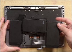 iFixit: Sửa chữa MacBook Air Retina 2018 dễ hơn nhiều so với Microsoft Surface Pro 6