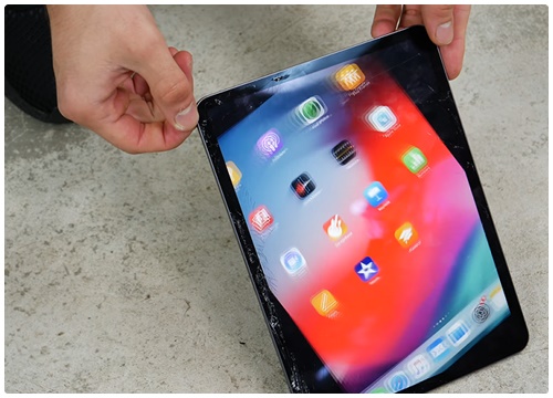 iPad Pro 2018 gây thất vọng trong bài kiểm tra độ bền!