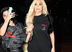 Kylie Jenner xuất hiện xinh đẹp như búp bê Barbie, đeo nhẫn kim cương làm rộ lên tin đồn sắp lấy chồng