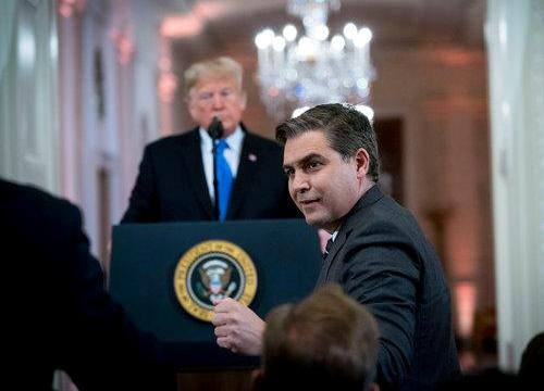 Phóng viên CNN Jim Acosta và gia đình đang bị đe dọa?