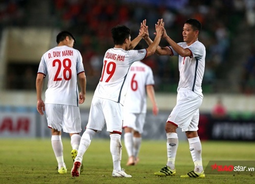 8 người hùng đầu tiên của AFF Cup 2018: Gọi tên Anh Đức!