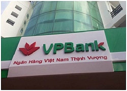 Cổ phiếu trượt dài về đáy, gia đình chủ tịch muốn gom thêm 21 triệu cổ phiếu VPBank