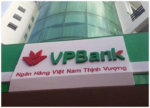 Cổ phiếu trượt dài về đáy, gia đình chủ tịch muốn gom thêm 21 triệu cổ phiếu VPBank