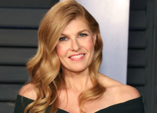 Connie Britton đóng vai vợ người phụ trách kênh truyền hình Fox News