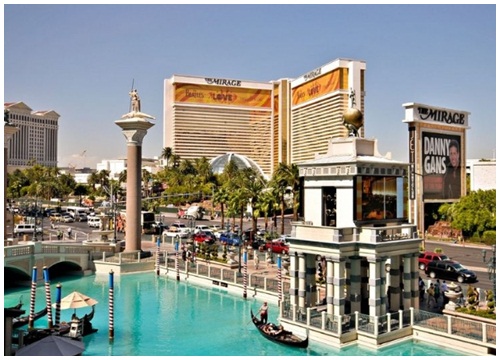 Trải nghiệm ở Las Vegas như một ngôi sao giàu có