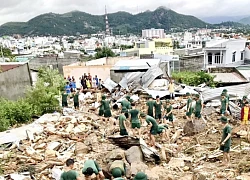 Mưa lớn, lũ quét cuốn trôi gia đình giảng viên trường Cao đẳng sư phạm