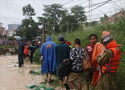 Nha Trang tan hoang sau lũ quét, sạt lở, 13 người chết