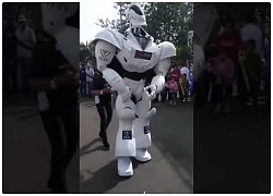 Robot nhảy theo điệu Despacito cực đẹp gây sốt cộng đồng mang