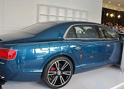 Bentley Flying Spur V8 S về nước cùng với Lamborghini Urus của Minh "Nhựa" đã chính thức ra mắt giới nhà giàu Việt