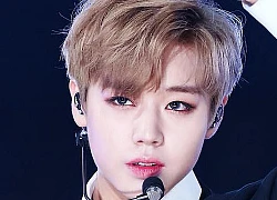 Wanna One "làm mình làm mẩy" khi hot boy nháy mắt bất ngờ được... "mai mối"