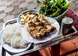 Bún chả - món ăn bình dân khiến khách Tây phải lòng