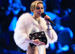 Miley Cyrus tròn 26 tuổi: Nhìn lại những khoảnh khắc "bad girl" một thời làm dân tình mắt chữ A mồm chữ O