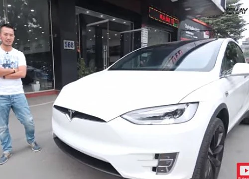 Khám phá chi tiết Tesla Model X bản P100D giá $400k - SUV tăng tốc nhanh nhất thế giới