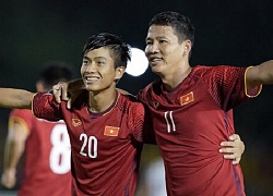 Bán kết AFF Cup Việt Nam Philippines: Khi lối đá của đội chủ nhà xấu xí như mặt sân Panaad