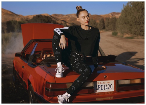 Converse x Miley cho ra mắt BST Incubate trong mùa HO18