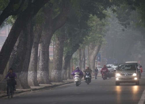 Hà Nội sáng sớm trời nhiều sương, Tây Nguyên và Nam Bộ có nắng nóng