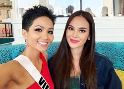 H'Hen Niê phải tra từ trên điện thoại để giao tiếp ở Miss Universe