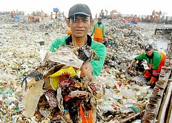 Indonesia gom lượng rác thải khổng lồ ở quần đảo Thousand