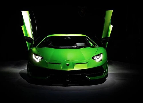 Siêu phẩm cực hiếm Lamborghini Aventador SVJ lần đầu tiên ra mắt tại quê hương của ông Park Hang Seo