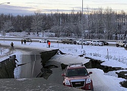 Tan hoang sau động đất 7,0 độ richter ở Alaska