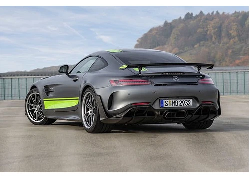 Cận cảnh siêu xe Mercedes-AMG GT-R Pro 2020, đối thủ của Porsche 911