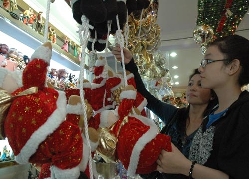 Mua hàng trang trí Noel giá rẻ