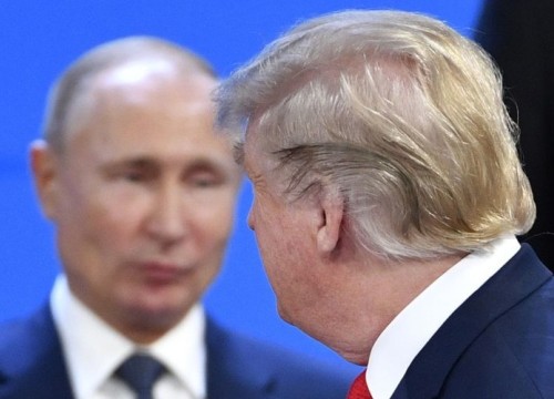 Nga tuyên bố thẳng thừng về tin đồn Putin và Trump có quan hệ "mờ ám"